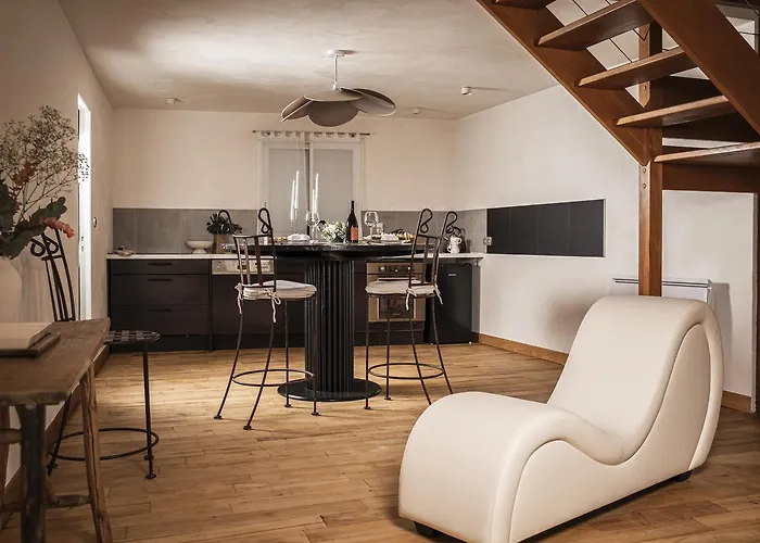 Superbe Loveroom Avec Balneo Dolce Notte Διαμέρισμα Carbonne