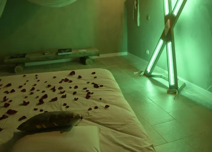 Superbe Loveroom Avec Balneo Dolce Notte * Carbonne